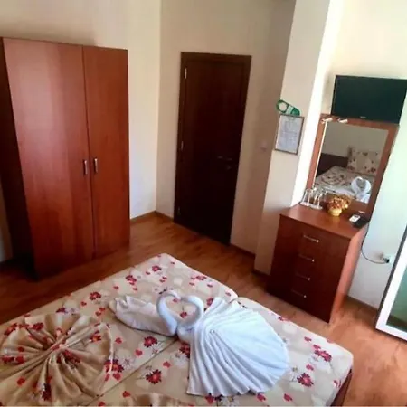 Natali Pensionat Primorsko