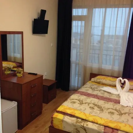 Natali Pensiune