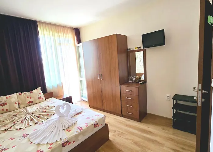 Casa de hóspedes Natali 2*