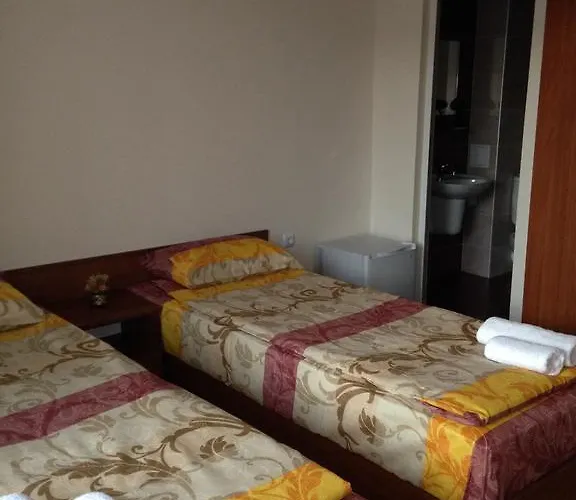 Casa de hóspedes Natali 2*