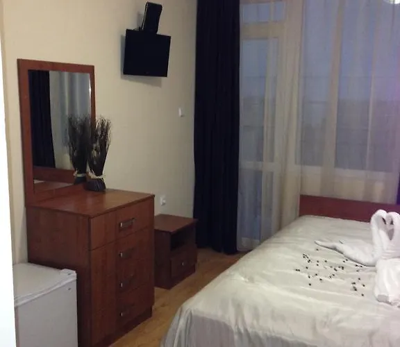 Casa de hóspedes Natali 2*