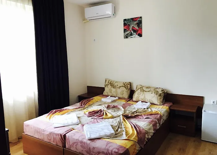 Casa de hóspedes Natali 2*